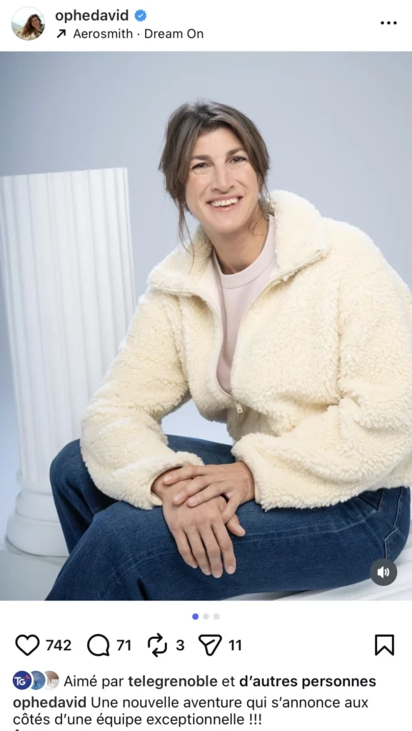 Ophélie David pose pour la photo officielle de France Télévisions