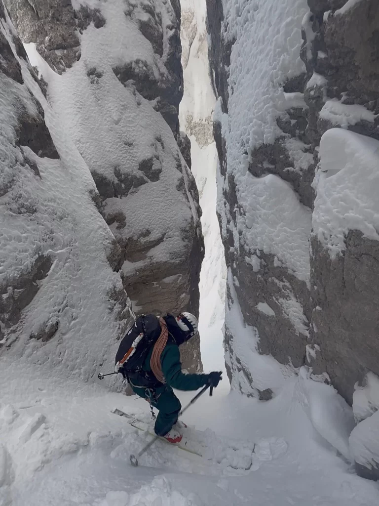 Descente à ski du Mont Aiguille