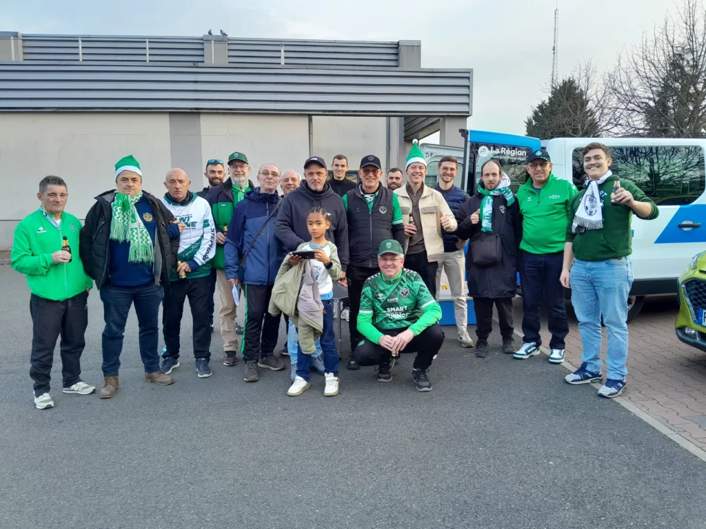 Verts Alpins en déplacement minibus