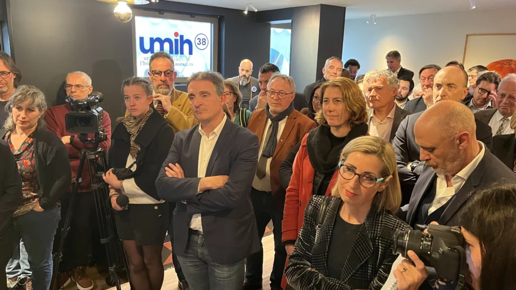 Les invités de l'inauguration du nouveau siège de l'UMIH38