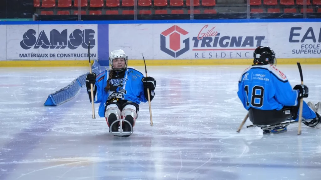 para-hockey luge à Grenoble patinoire collégiens de Gap