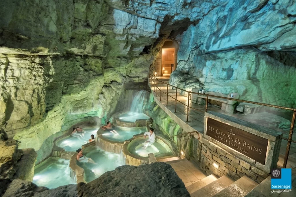 Cuves de sassenage poisson d'avril