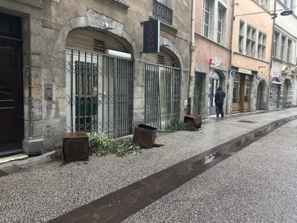 Zoom Bar rue Chenoise