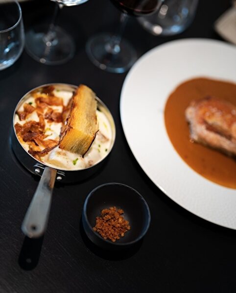 Des assiettes du chef Luc Neyhouser à l'hôtel Madame dans le Haut Breda