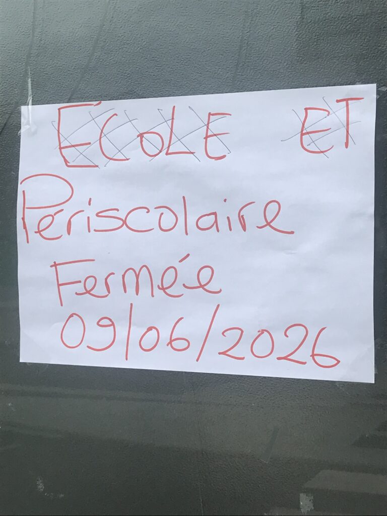 école anatole france fermée