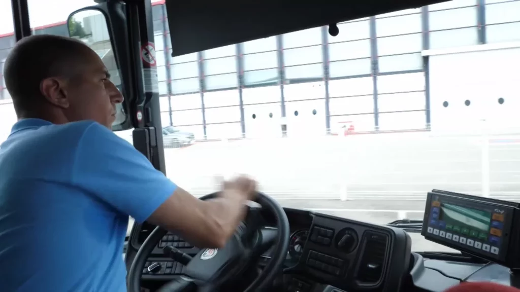 Julien Girard bus d'or 2026 M TAG