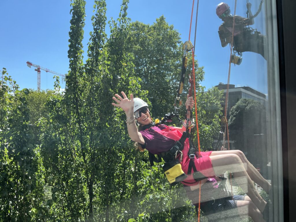 Descente en rappel du Palladium / évènement Sensation'Elles