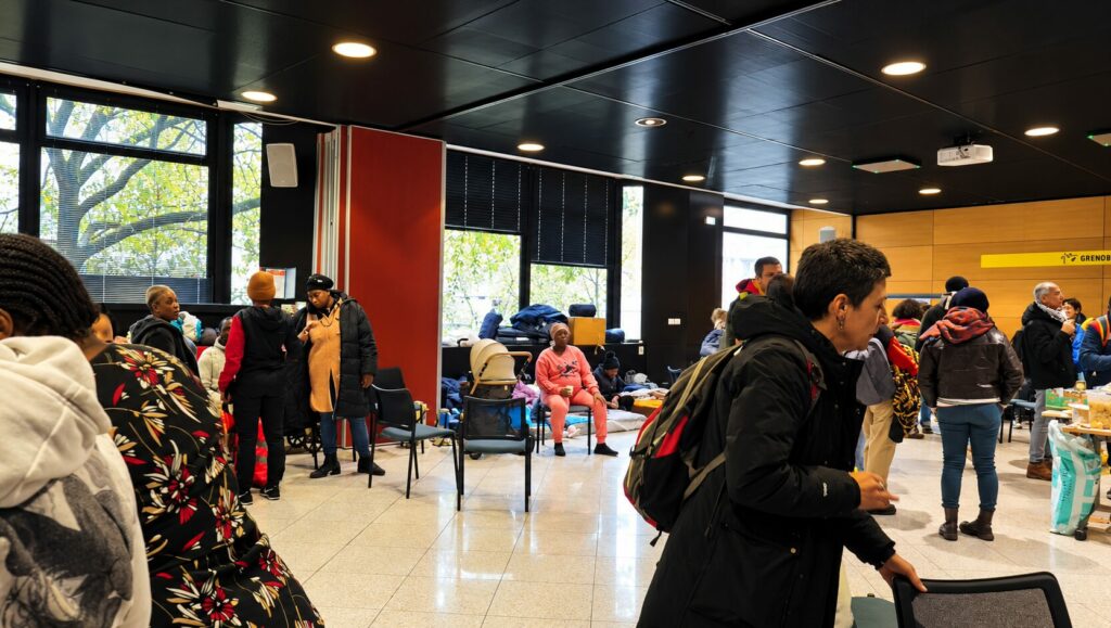 Occupation siège métropole sdf droit au logement