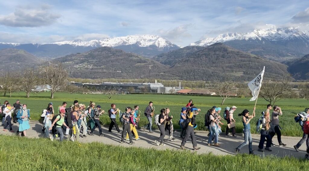 Manifestation contre ST / puves le 30 mars 2025 àBernin