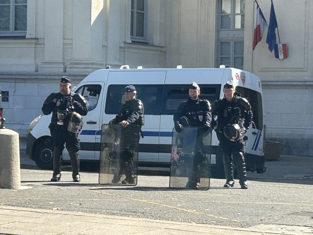 force de l'ordre police