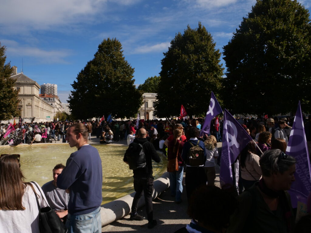 Manifestation Grenoble mardi 13 octobre Lycée